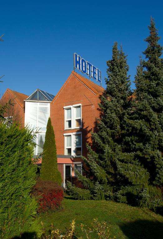 Tourhotel Béthune エクステリア 写真